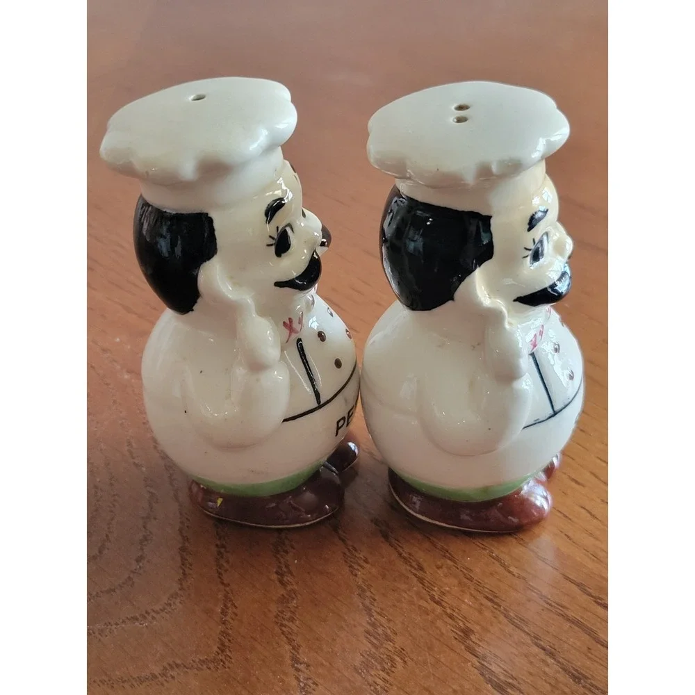 Vintage Chef Salt and Pepper Shakers Set Ceramic Kitchen Decor White Black Red